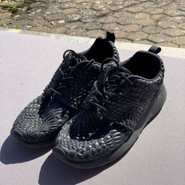 Nike Black Sneakers