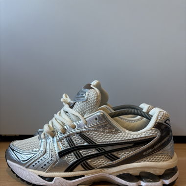 Asics Kayano 14