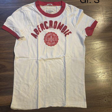 Abercrombie & Fitch T-Shirt Size S