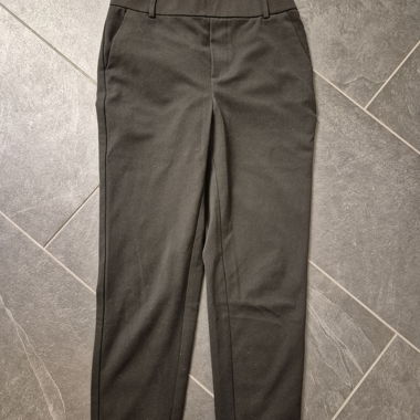 beautiful black Vero Moda fabric trousers