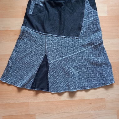 Cool Above the knee Skirt