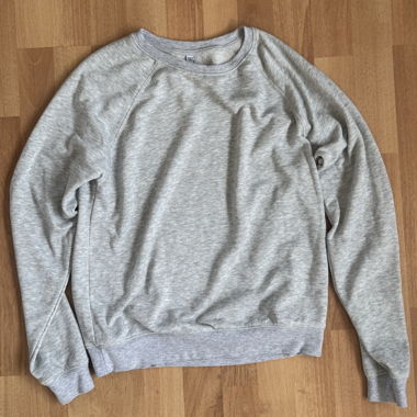 Sweat gris