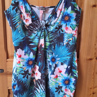 Robe fleurie Lipsy London