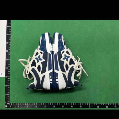 LV skates 