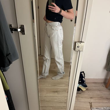 Light blue levis jeans 501