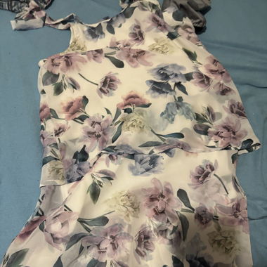 Buntes kleid