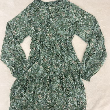 Long-sleeve dress