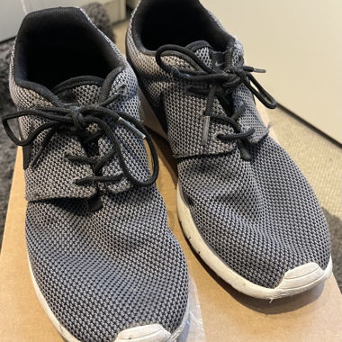 Nike Sneaker Grigio