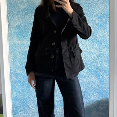 Schwarzer Short Trenchcoat