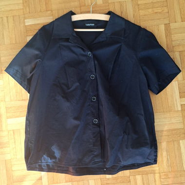 Blusa blu navy a maniche corte