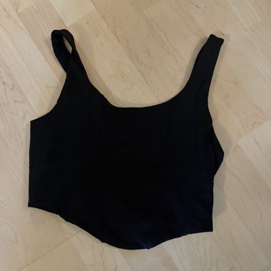 Haut de sport noir