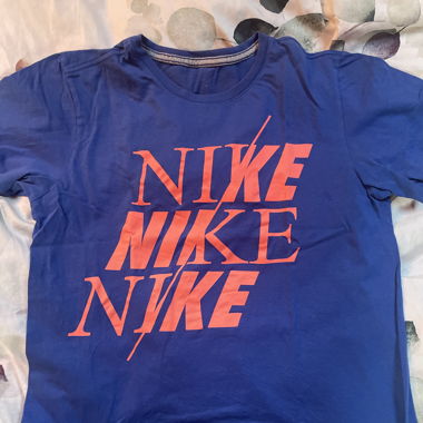 Nike t-shirt