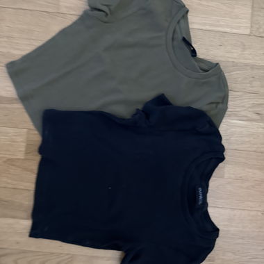 2 Bauchfrei Oberteile 