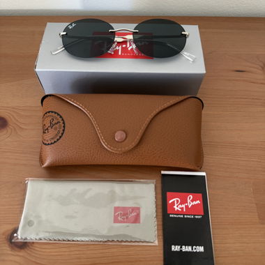 Lunettes de soleil Ray-Ban RB3767 Argent Gris foncé, comme neuves