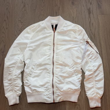 ALPHA INDUSTRIES SPECIAL EDITION BOMBER