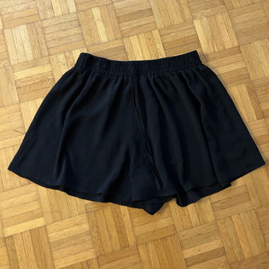 pantaloncini neri