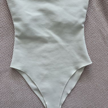 Body Zara beige