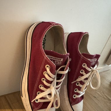 Converse mit Plateau 