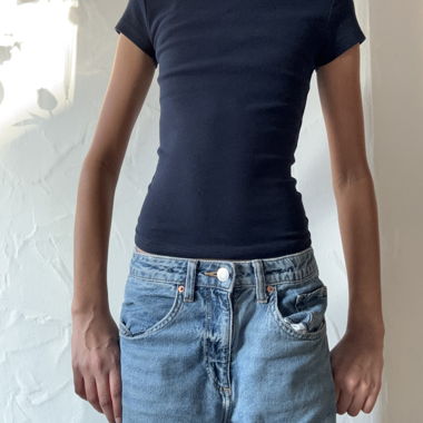 T-shirt blu scuro