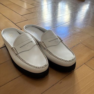 Weejuns loafers 
