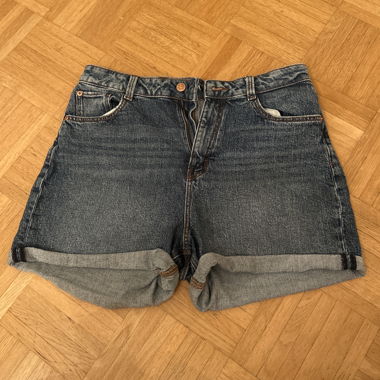 Mom shorts