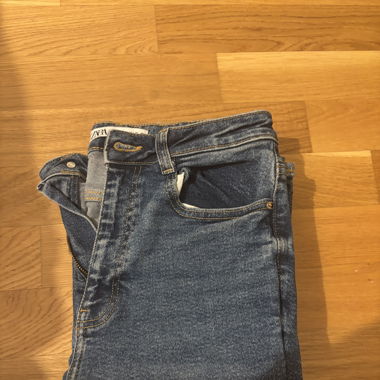 Zara Flared Jeans