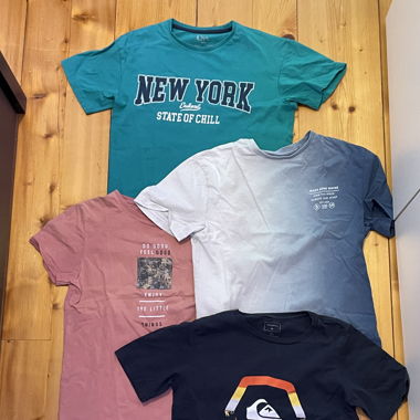 Lot de 4 T-Shirt de taille xs