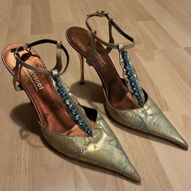Glänzende High Heels 