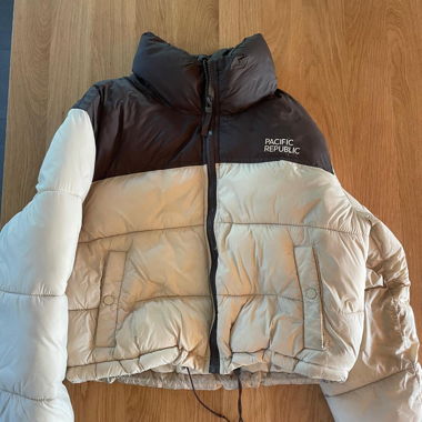 Pacific Republic Pufferjacke