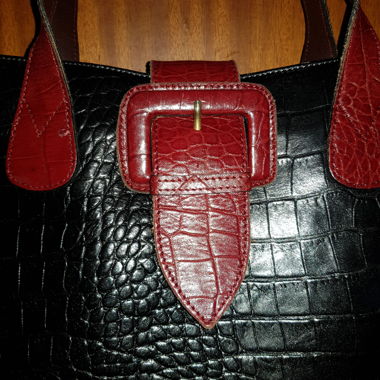 Sac a bandouliere noir et rouge