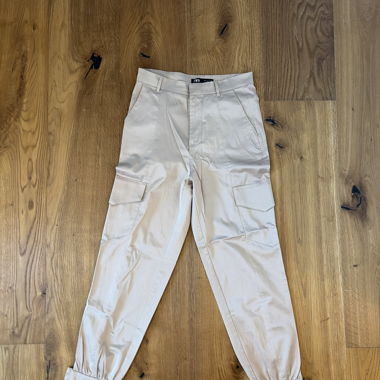 Pantalon Cargo beige Zara