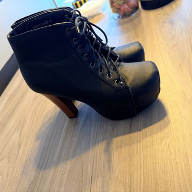 High Heels Platteau