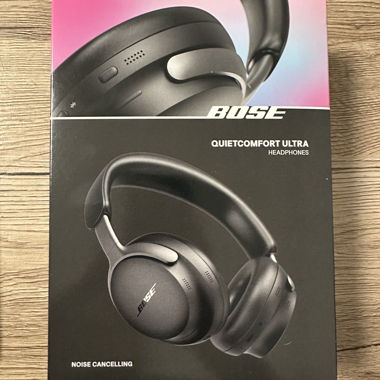 NEW - Bose QuietComfort Ultra - headphones