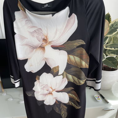 Wallis hübsches Kleid mit Blumenprint Gr 36-38 neu