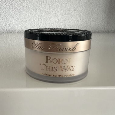 Too Faced Born This Way Ethereal Setting Powder