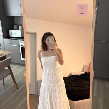 Robe d'été blanche - Stradivarius