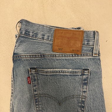 LEVI Jeans 501 W33 L32