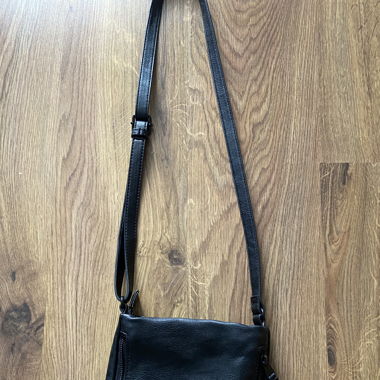 Kleine Handtasche von esprit