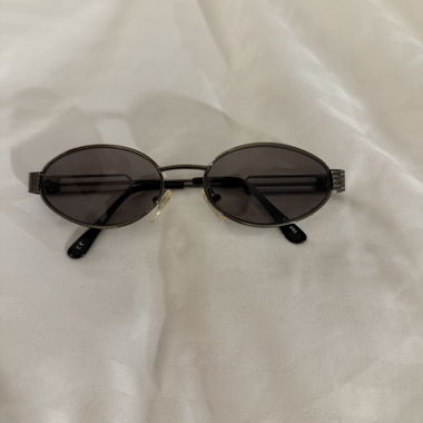 Oval sunglasses
