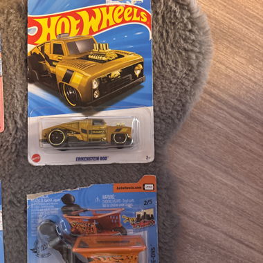 Hot weels 