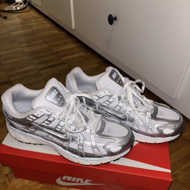 Adidas P-6000