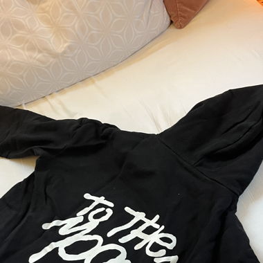 subdued pulli