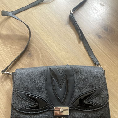 Guess Tasche