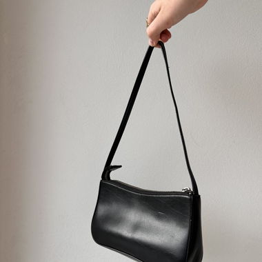 brandy melville baguette bag 