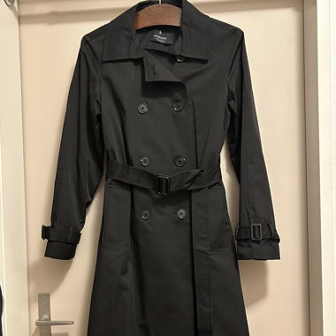 Stradivarius Trenchcoat - black