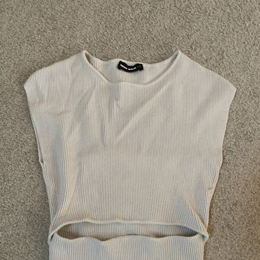 classy white top with special design