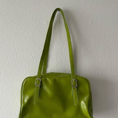 green shoulderbag