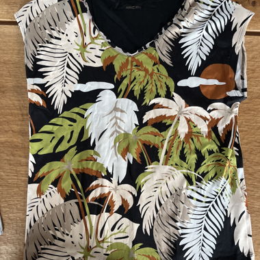 T- Shirt