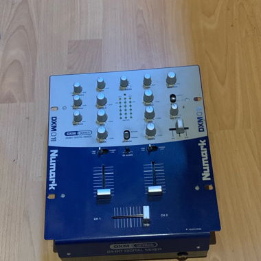 Table de mix Numark