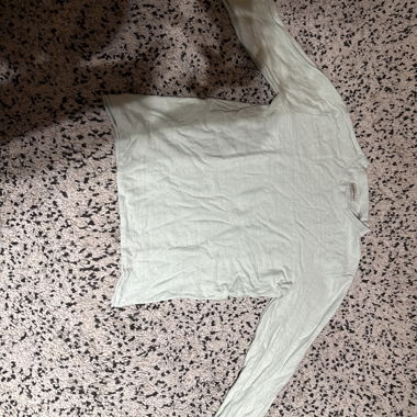 Mintgrünes Langarmshirt